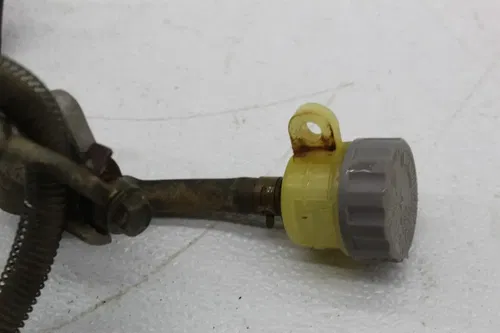 01-05 YAMAHA RAPTOR 660 REAR BACK BRAKE MASTER CYLINDER PEDAL RESERVOIR