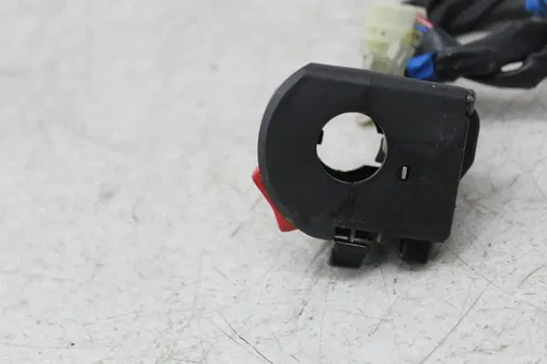23 YAMAHA YZF R7 RIGHT CLIP ON HANDLE KILL OFF START SWITCH SWITCHES