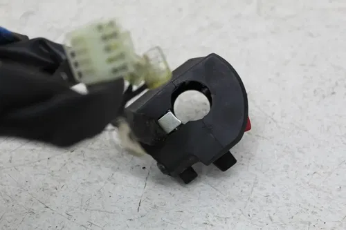 23 YAMAHA YZF R7 RIGHT CLIP ON HANDLE KILL OFF START SWITCH SWITCHES