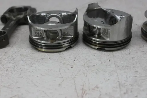 1996 KAWASAKI NINJA ZX7R ZX750P ENGINE MOTOR BLOCK PISTONS