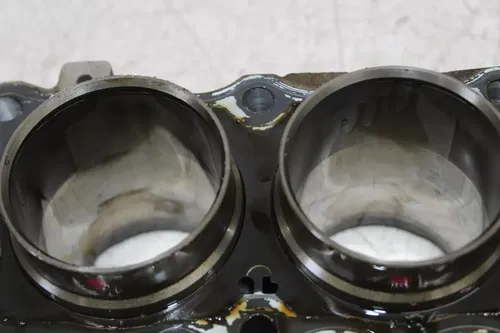 92-93 SUZUKI GSXR600W ENGINE MOTOR CYLINDER JUG PISTONS