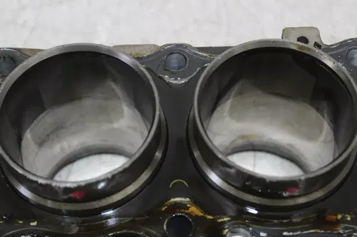 92-93 SUZUKI GSXR600W ENGINE MOTOR CYLINDER JUG PISTONS