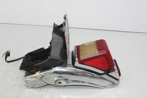 82-83 YAMAHA MAXIM 750 XJ750 REAR WHEEL FENDER GUARD W TAILLIGHT INNER FENDER