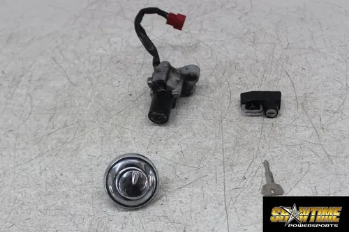 04-09 YAMAHA V STAR 650 XVS650A CLASSIC IGNITION LOCK KEY SET GAS CAP SEAT LOCK