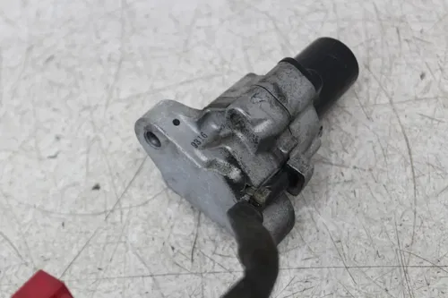 04-09 YAMAHA V STAR 650 XVS650A CLASSIC IGNITION LOCK KEY SET GAS CAP SEAT LOCK