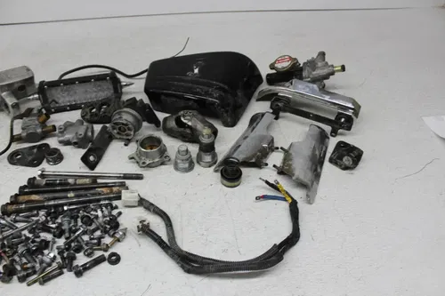 2003 Honda VTX1800C Cast PARTS AND HARDWARE NUTS BOLTS