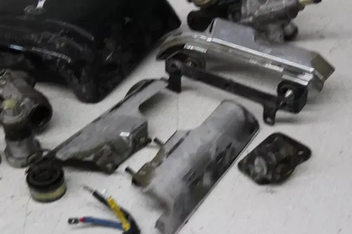 2003 Honda VTX1800C Cast PARTS AND HARDWARE NUTS BOLTS