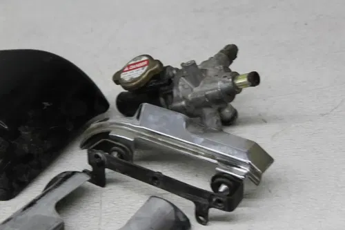 2003 Honda VTX1800C Cast PARTS AND HARDWARE NUTS BOLTS