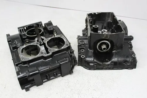 1986 KAWASAKI 454 LTD EN450A ENGINE MOTOR CRANKCASE CRANK CASES BLOCK