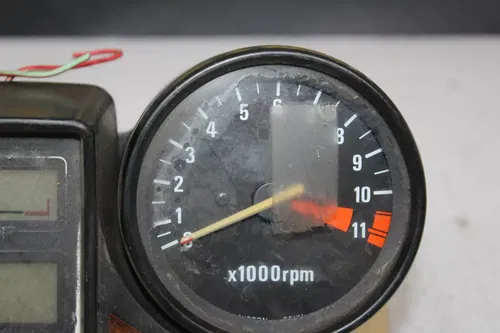 1984 HONDA INTERCEPTOR 700 VF700F SPEEDO TACH GAUGES DISPLAY CLUSTER SPEEDOMETER