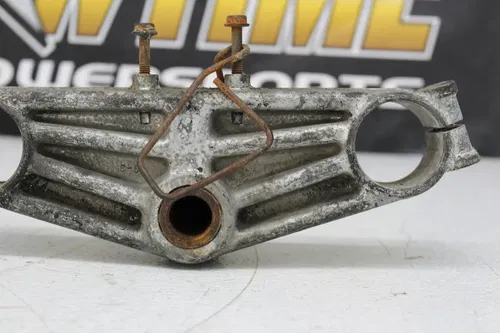 1991 KAWASAKI NINJA ZX11 ZX1100C FRONT UPPER LOWER FORKS CLAMP TRIPLE TREE STEM