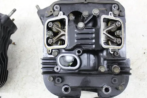 00 SUZUKI MARAUDER 800 VZ800 ENGINE FRONT REAR CYLINDER HEAD VALVES COVER