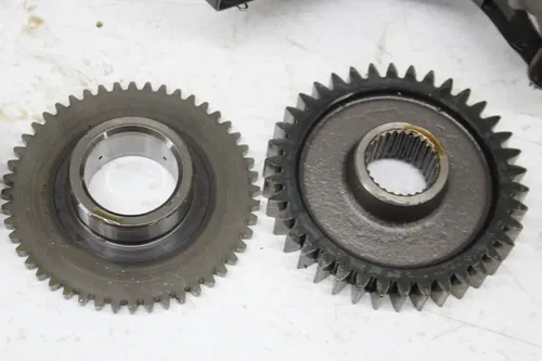 84-85 HONDA MAGNA 700 VF700C PARTS AND HARDWARE NUTS BOLTS CHAIN SPROCKET