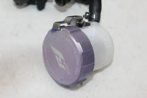 20-24 Yamaha Yzf R1 Front Brake Master Cylinder W/ vortex Lever reservoir