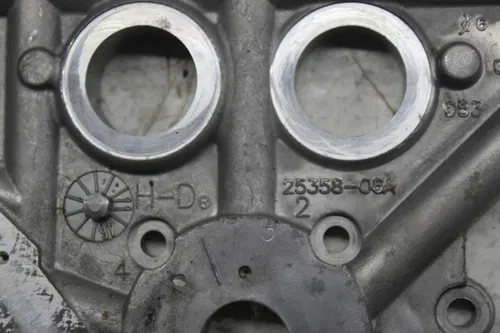 2007 HARLEY-DAVIDSON SOFTAIL OEM CAMSHAFT SUPPORT PLATE