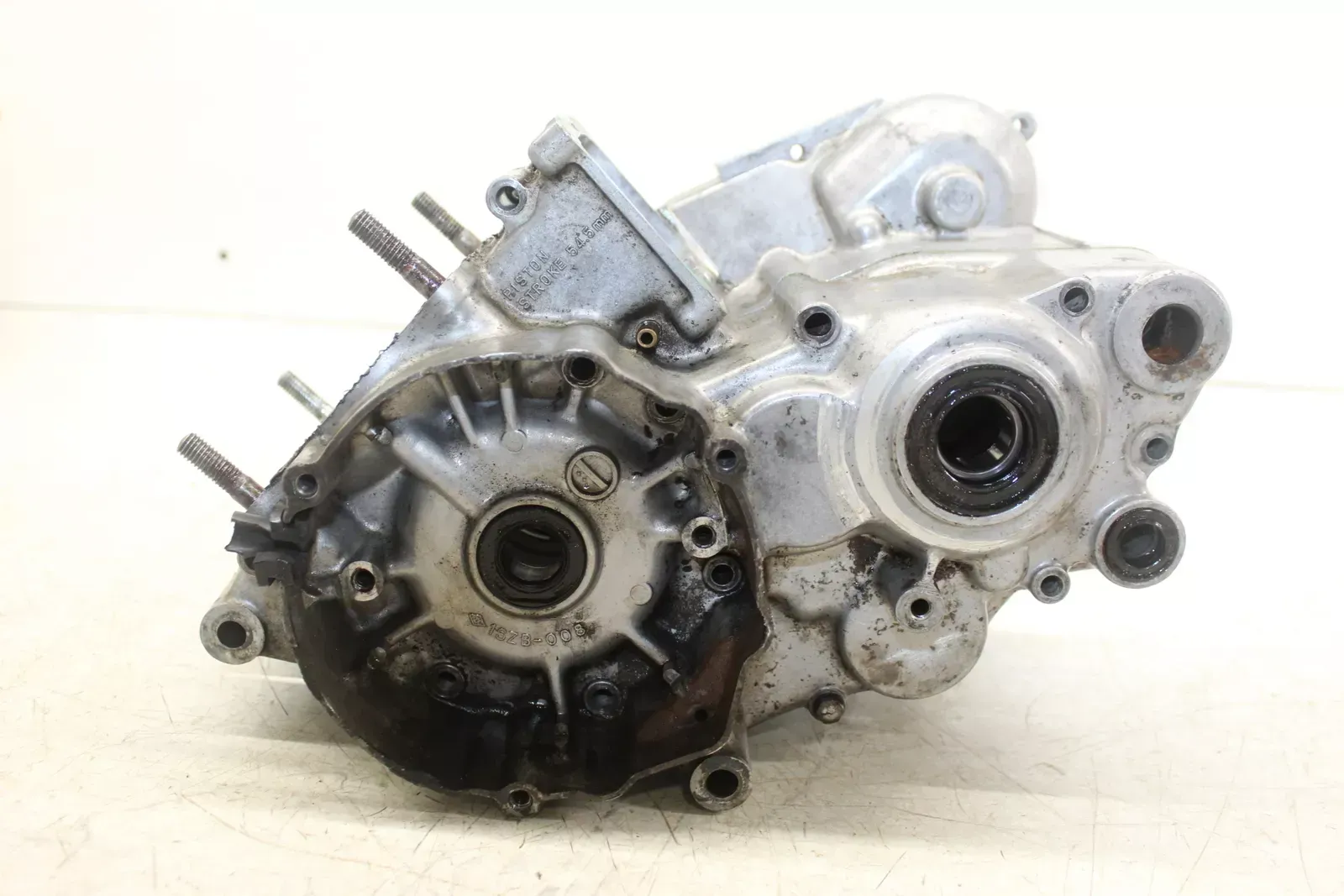 89 SUZUKI RM125 LEFT RIGHT ENGINE MOTOR CRANKCASE CRANK CASES BLOCK