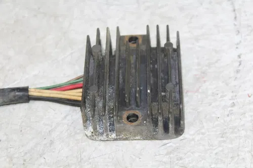 87 YAMAHA FZ600 RECTIFIER VOLTAGE REGULATOR