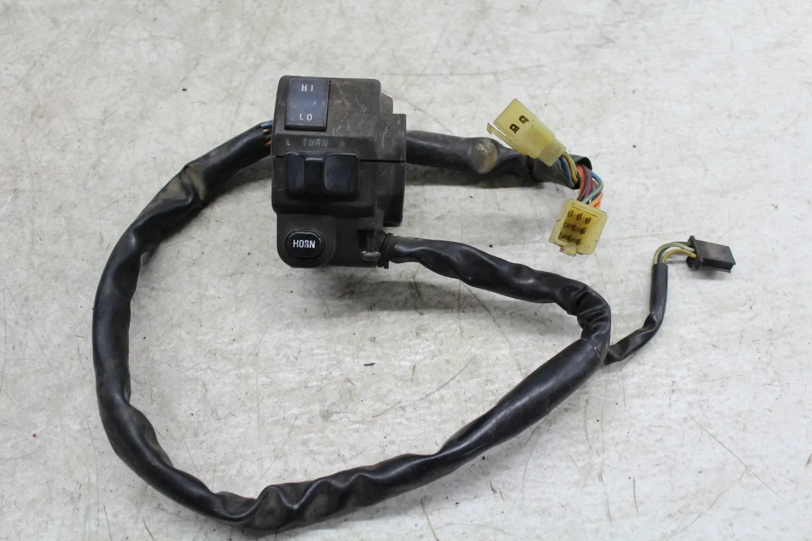 1987 KAWASAKI VULCAN 750 VN750A LEFT CLIP ON HANDLE HORN SIGNALS SWITCH SWITCHES