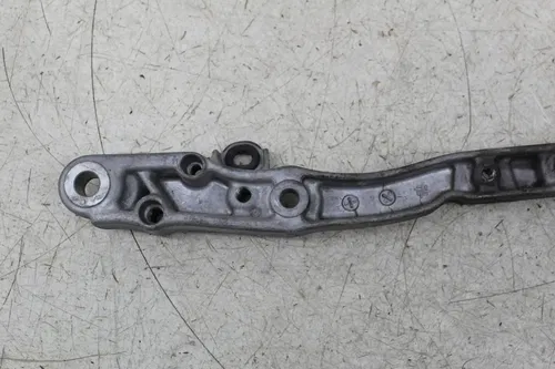 01-05 HONDA GOLDWING 1800 LEFT ENGINE MOUNT MOTOR BRACKET