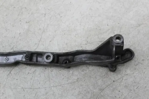 01-05 HONDA GOLDWING 1800 LEFT ENGINE MOUNT MOTOR BRACKET