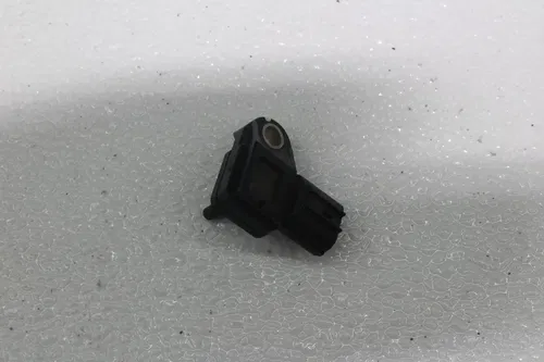 08-16 YAMAHA YZF R6 TPS MAIN PRIMARY SECONDARY THROTTLE POSITION SENSOR SET