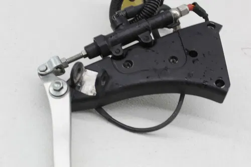 08-10 BUELL FIREBOLT XB12R REAR BRAKE MASTER CYLINDER RIGHT REARSET PEG MOUNT