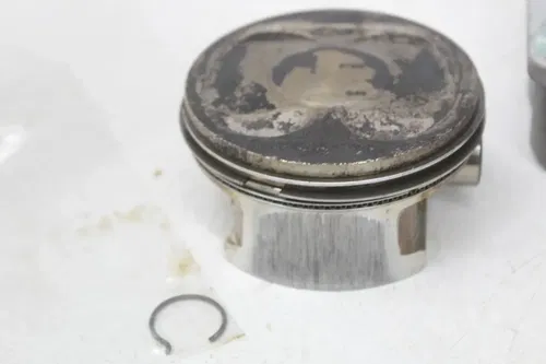 16 Can-am Commander 800r Xt Engine Motor Rear Cylinder Jug Piston Block (read)