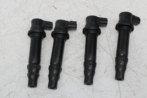 24 KAWASAKI NINJA ZX4RR IGNITION COILS COIL SPARK PLUG CAPS