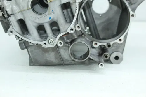 11-25 SUZUKI GSXR600 ENGINE MOTOR CRANKCASE CRANK CASES BLOCK