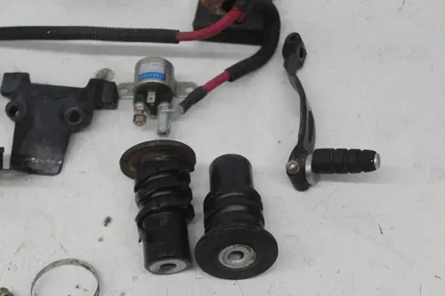 12-16 CAN-AM SPYDER RS-S ROADSTER PARTS HARDWARE NUTS BOLTS 02 SENSOR MOUNT