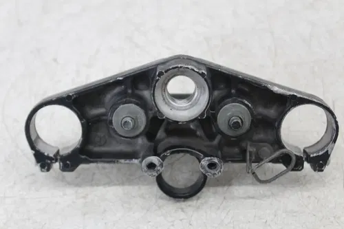 01-05 YAMAHA FZ1 FORKS UPPER TRIPLE TREE CLAMP