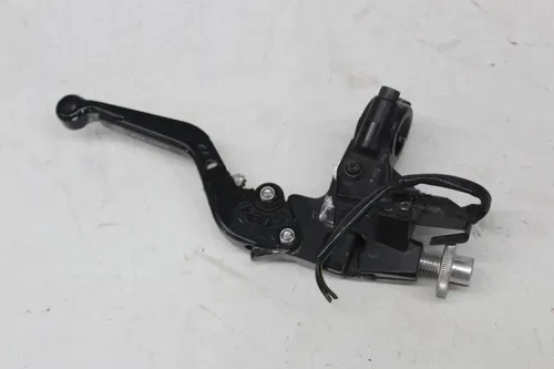06-12 TRIUMPH DAYTONA 675 CLUTCH PERCH MOUNT WITH LEVER