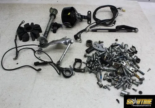 18-24 HARLEY-DAVIDSON ULTRA LIMITED FLHTK PARTS HARDWARE HORN AXLE SPEED SENSOR