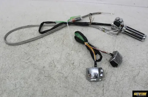96-06 HARLEY-DAVIDSON ROAD KING EFI FLHRI LEFT RIGHT CONTROL SWITCH SWITCHES