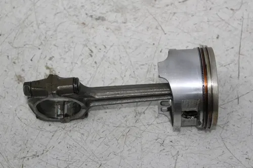 01-06 HONDA SHADOW SPIRIT VT750 ENGINE MOTOR FRONT CYLINDER JUG PISTON ROD