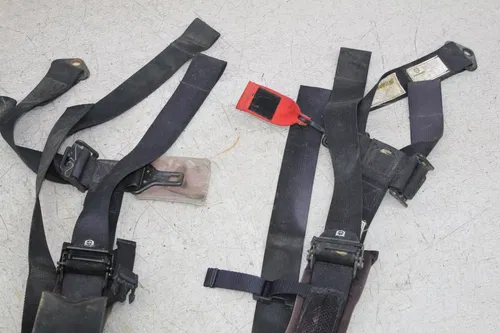 19 POLARIS GENERAL 1000 EPS FRONT DRIVER PASSENGER SEAT BELT SAFTY HARNESS SET