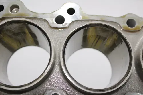97-00 SUZUKI GSXR600 SRAD ENGINE MOTOR PISTON CYLINDER JUG BLOCK