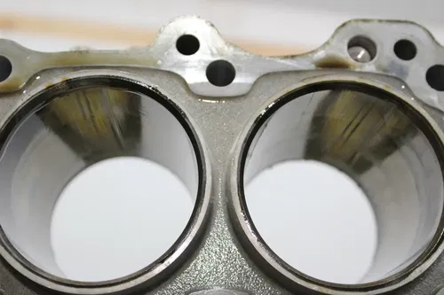 97-00 SUZUKI GSXR600 SRAD ENGINE MOTOR PISTON CYLINDER JUG BLOCK
