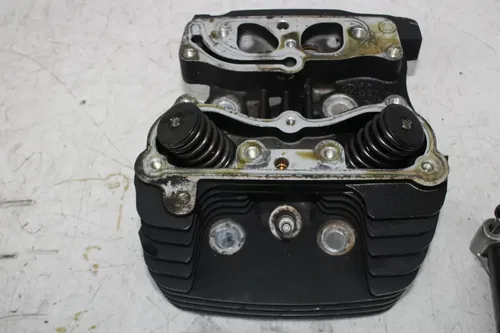 00-06 HARLEY-DAVIDSON SOFTAIL 88CI TWIN CAM REAR ENGINE CYLINDER HEAD VALVES