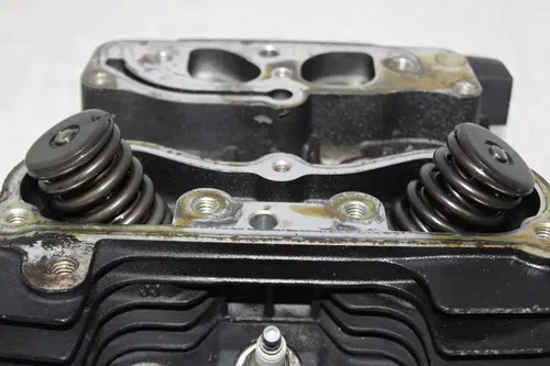00-06 HARLEY-DAVIDSON SOFTAIL 88CI TWIN CAM REAR ENGINE CYLINDER HEAD VALVES