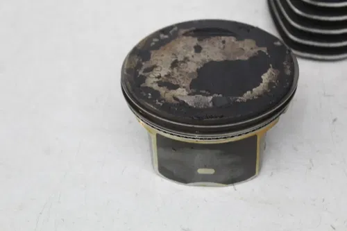 12-16 Harley-davidson Road Glide Fltrx 103ci Engine rear Piston Cylinder Block