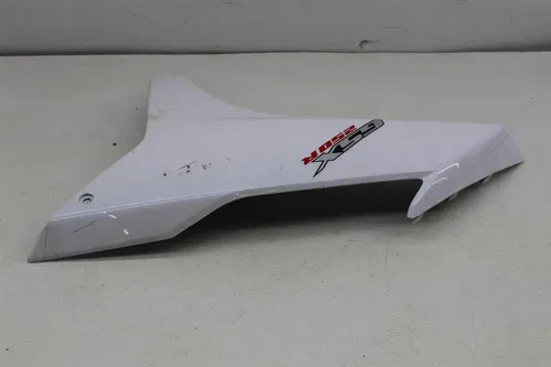 17-22 SUZUKI GSX250R LEFT RIGHT SIDE MID FAIRING COWL PLASTIC PAIR (SEE DESCP)