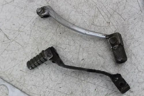2003 YAMAHA YZ250 PARTS AND HARDWARE NUTS BOLTS LEVER CHAIN CABLE STATOR COVER