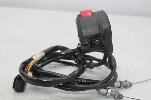 06-07 SUZUKI GSXR600 LEFT RIGHT SWITCH SWITCHES ON OFF START HORN LIGHT (READ)