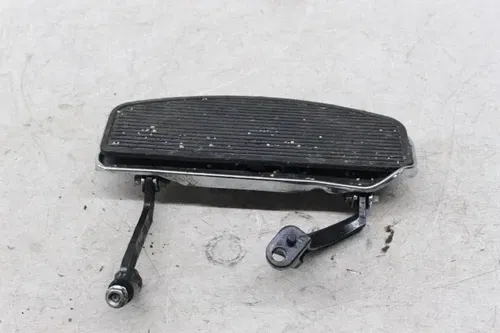 15 HARLEY-DAVIDSON ULTRA LIMITED LOW FLHTK RIGHT FLOORBOARD