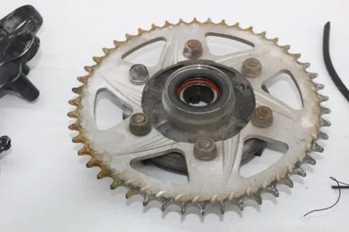 03-05 R6 06-09 R6S YAMAHA YZF R6 PARTS HARDWARE NUTS BOLTS SPROCKET KICKSTAND