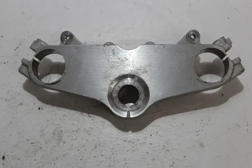 1988 HONDA HAWK GT 650 NT650 FORKS UPPER TRIPLE TREE CLAMP