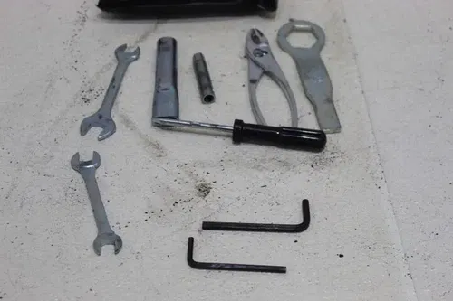 12-21 KAWASAKI NINJA ZX14R ABS STOCK TOOLS OEM TOOL BAG KIT SET