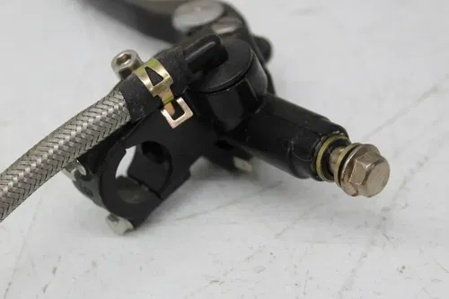 UNIVIRSAL BRAKE MASTER WITH LEVER