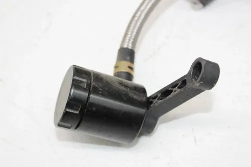 UNIVIRSAL BRAKE MASTER WITH LEVER